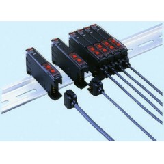 Omron E3XDA51N2M 光纤传感器, 红色 LED光源, PNP输出, 960 mW, IP50, 12 → 24 V 直流